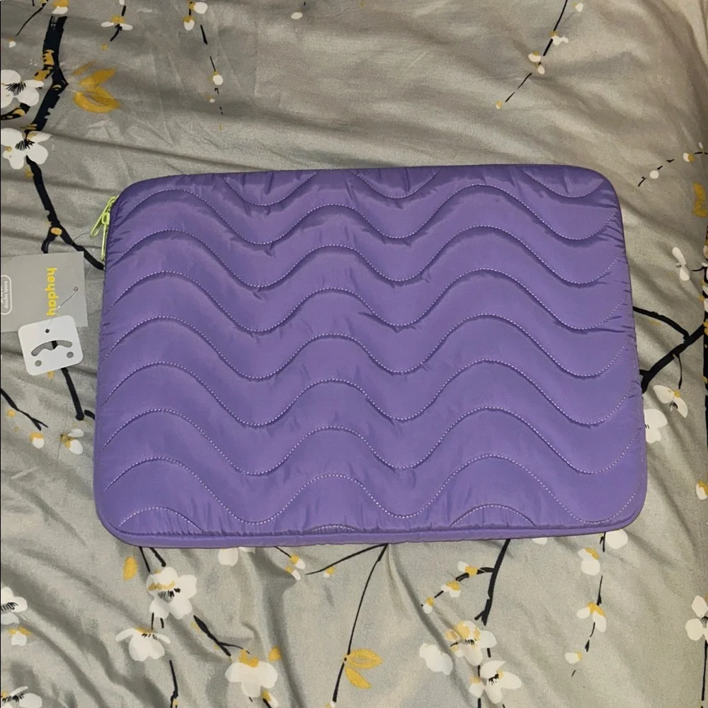 Heyday Purple Wave Pattern Laptop Sleeve/Tablet up to 14inch
